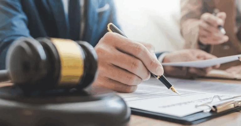 What Is a Mobile Notary?